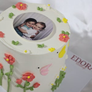 Renkli Çiçekli ve Fotoğraflı Doğum Günü Pastası