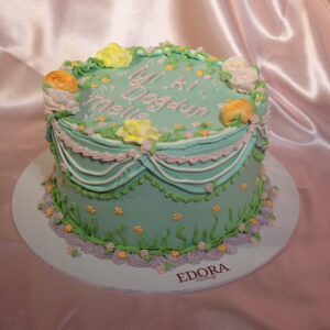 Kişiye Özel Tasarım Renkli Doğum Günü Pastası