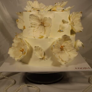 Çiçekli Vintage Nişan Pastası