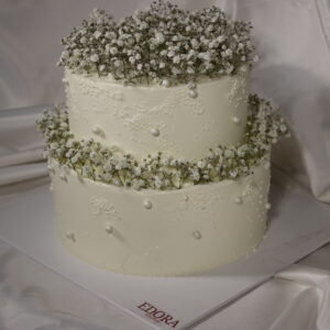 Beyaz Kır Bahçesi Nişan & Düğün Pastası